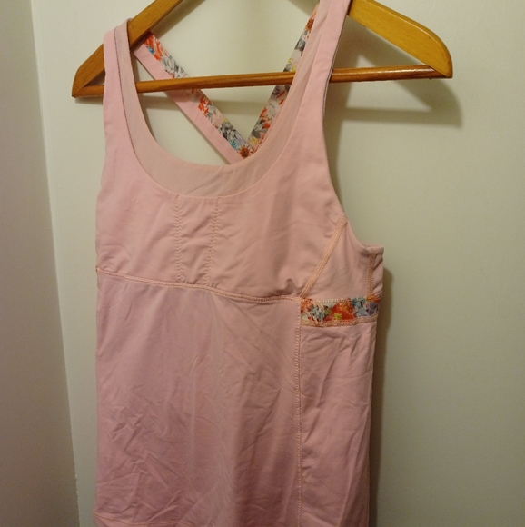 Pink Floral Lululemon Tank with Built-in Bra sz 10 - Picture 2 of 4